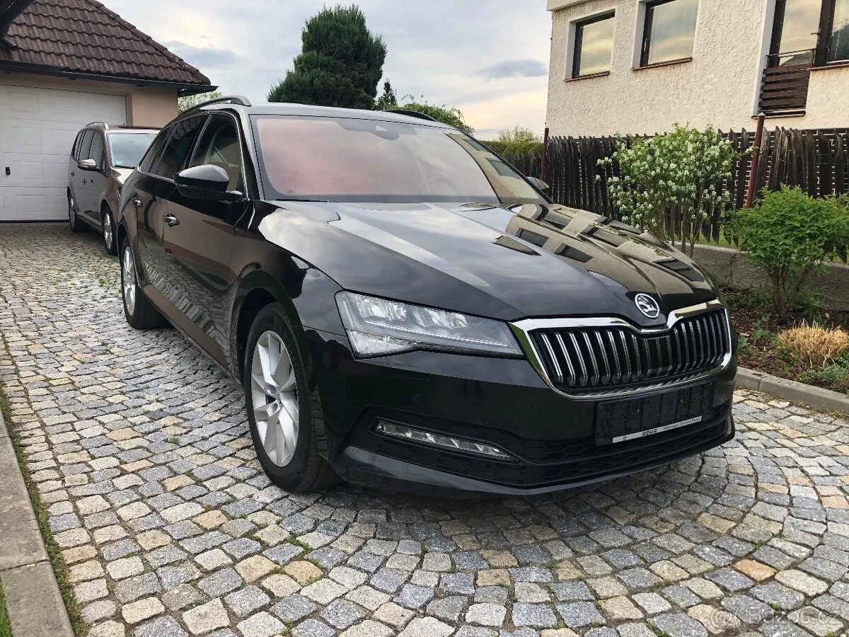 Skoda Superb 2022 photo 3