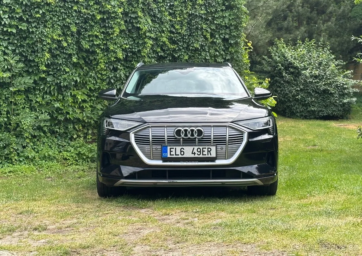 Audi E-Tron 2020 photo 2