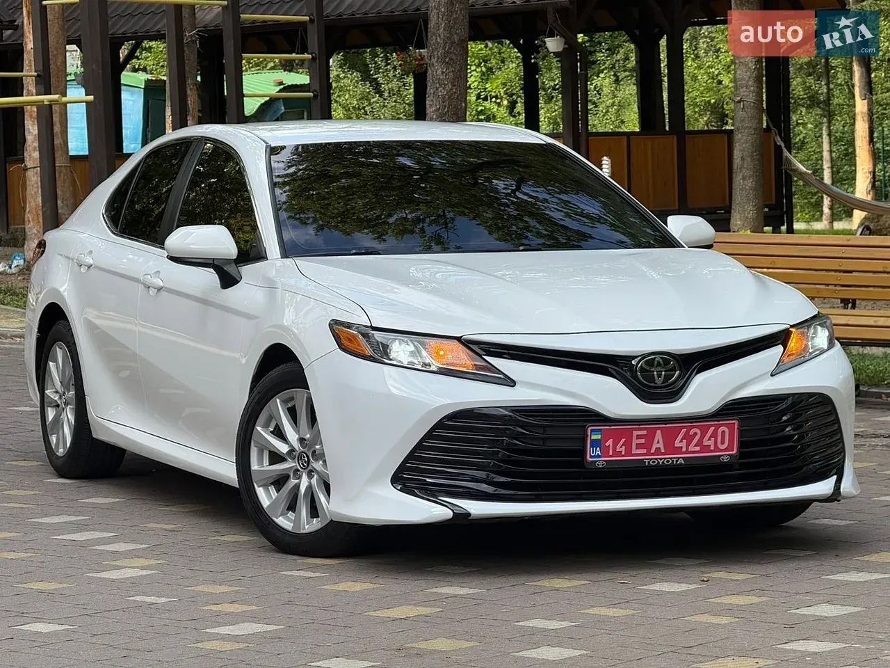 Toyota Camry 2019 photo 2