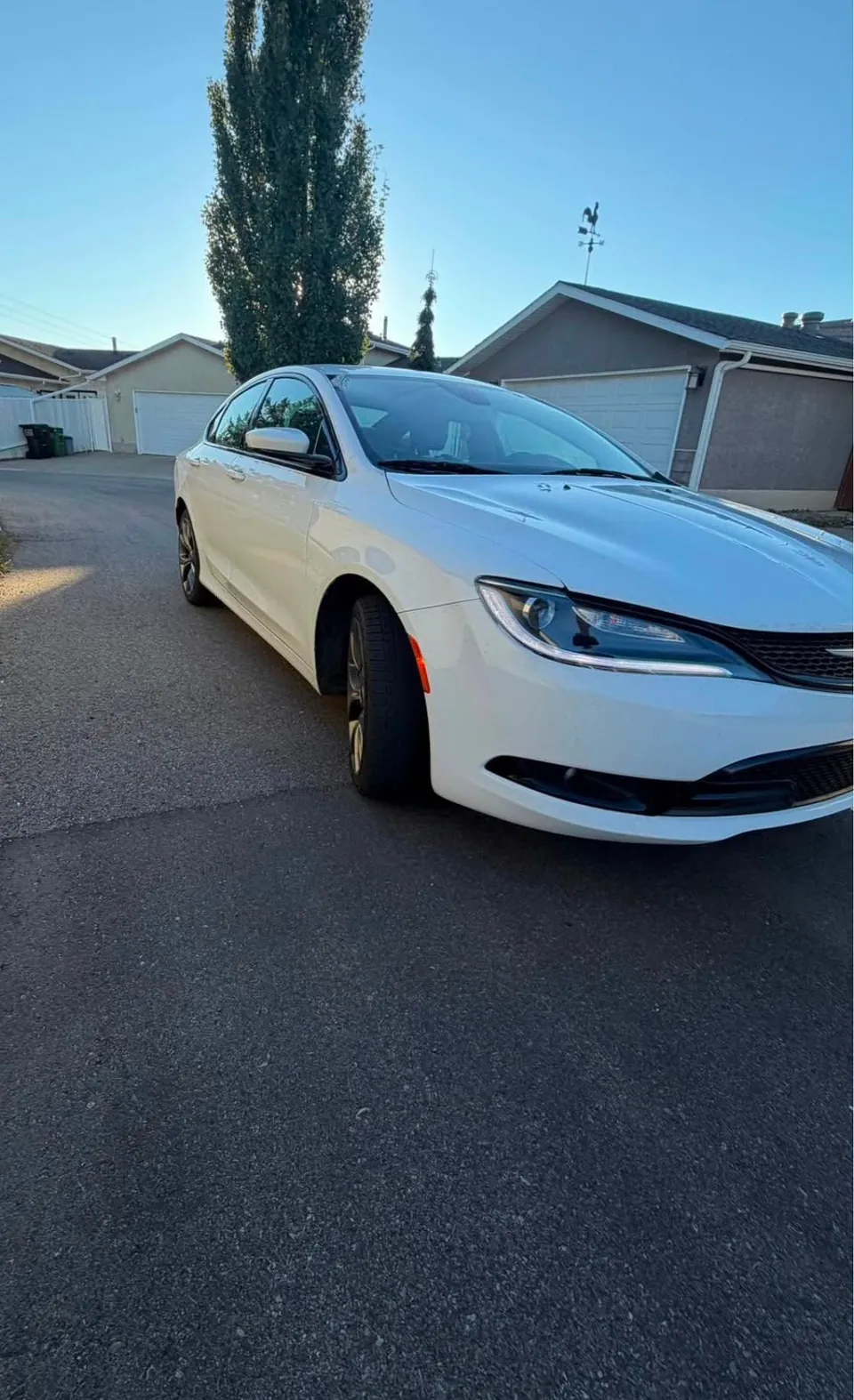 Chrysler 200 2015 photo 2