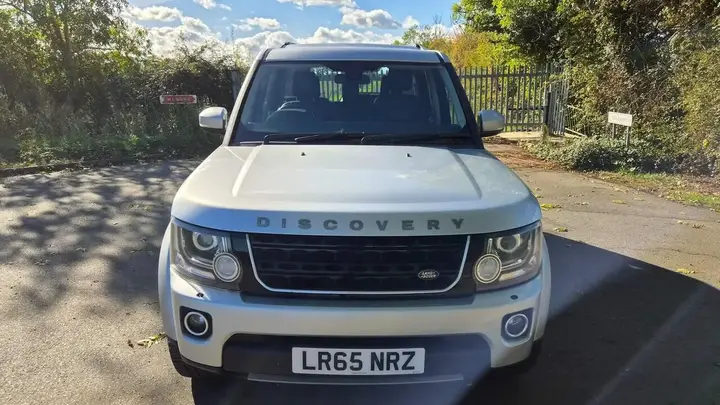 Land Rover Discovery 4 2015 photo 2