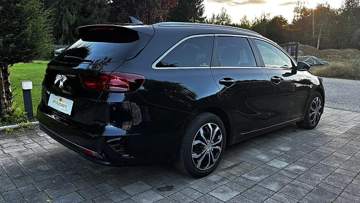Kia Ceed 2023 photo 3