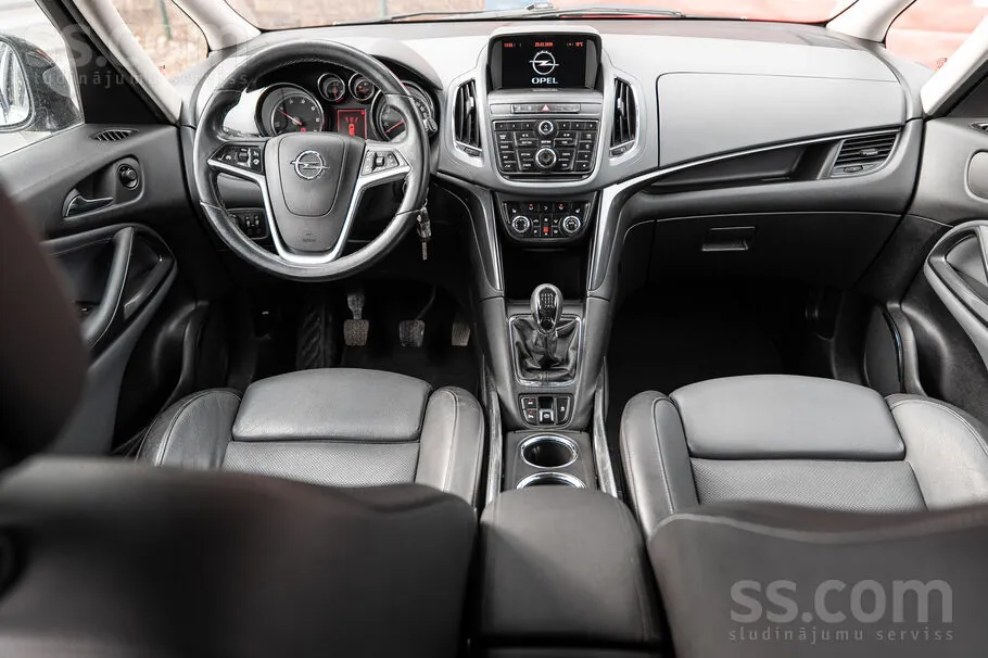 Opel Zafira 2013 photo 5