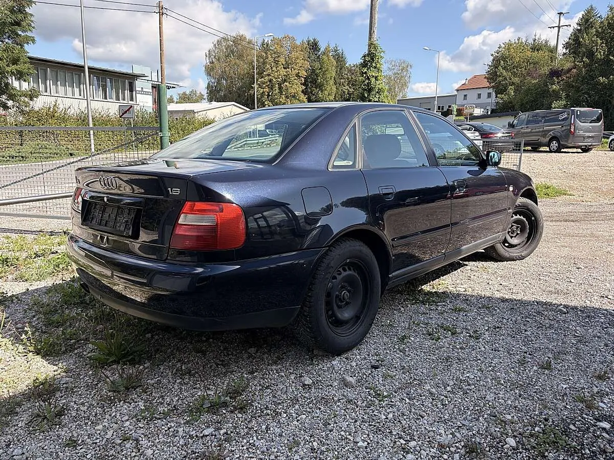Audi A4 2002 photo 4