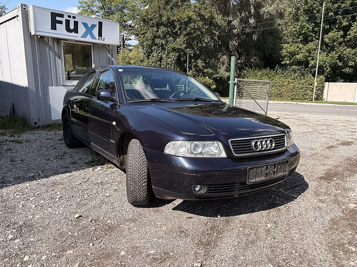 Audi A4 2002 photo 3