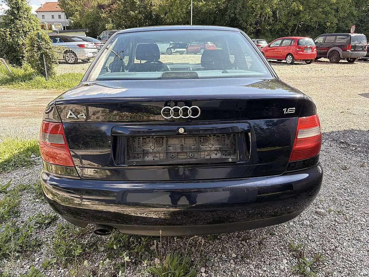 Audi A4 2002 photo 5