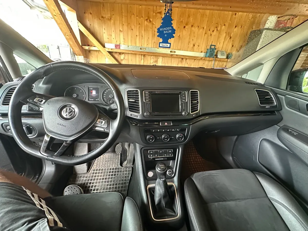 Volkswagen Sharan 2016 photo 3