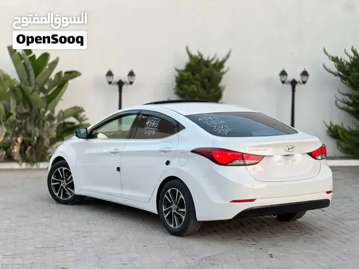 Hyundai Elantra 2015 photo 2