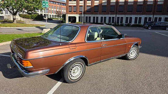 Mercedes-Benz 280 Ce 1979 photo 4