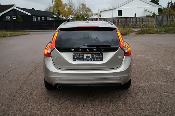 Volvo V60 2014 photo 3