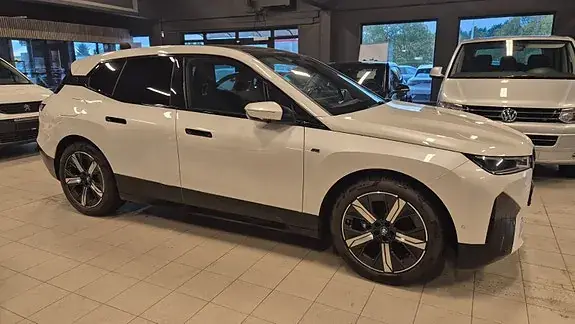 BMW Ix 2023 photo 4