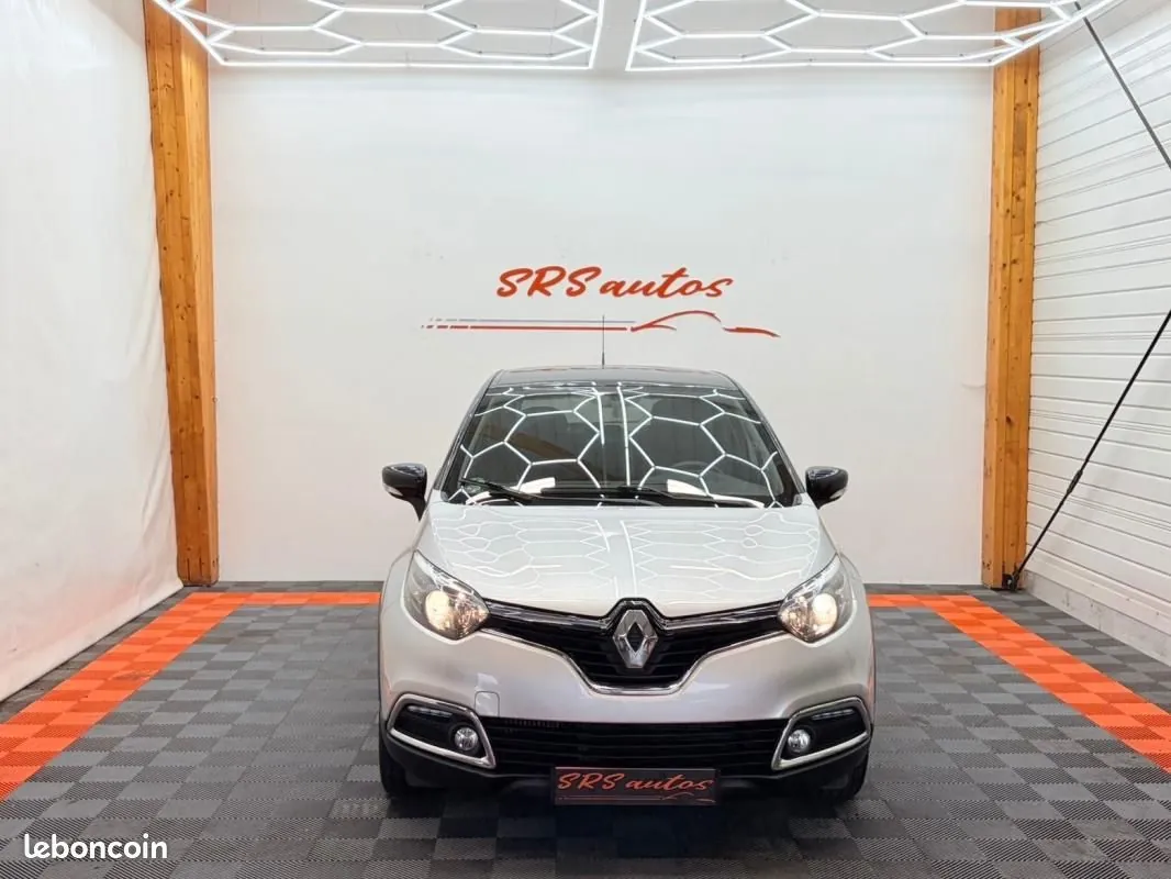 Renault Captur 2015 photo 2
