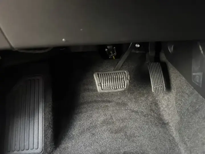 Hyundai Kona 2025 photo 5