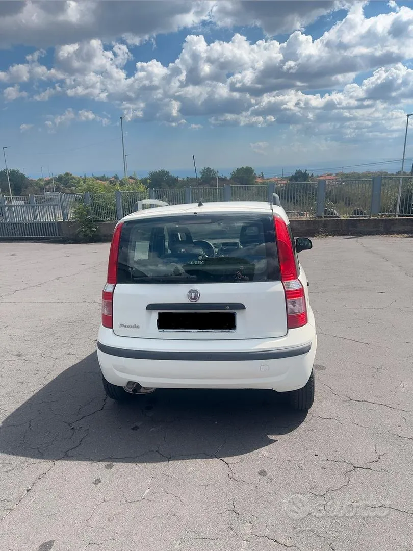 Fiat Panda 2011 photo 4