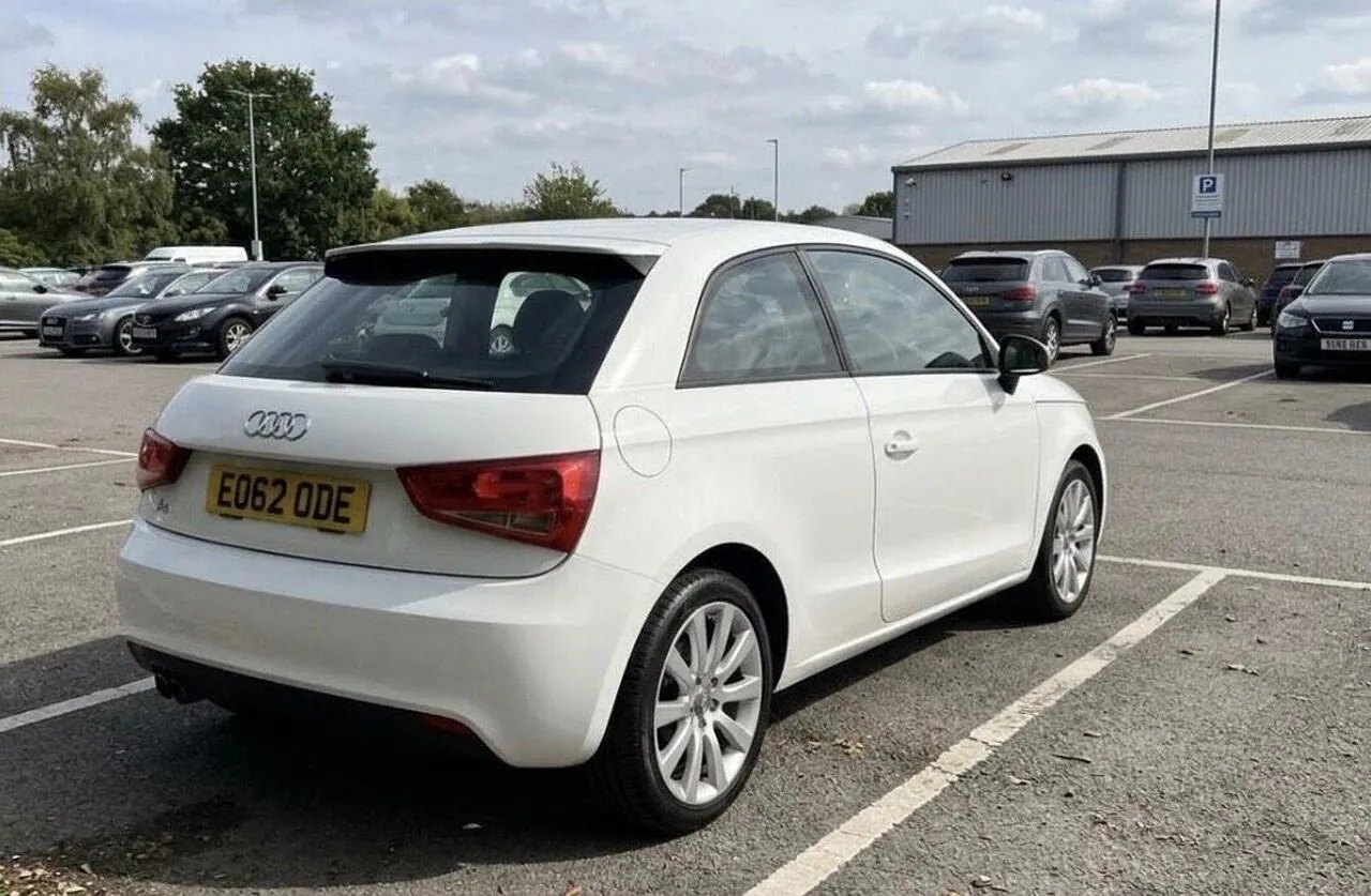 Audi A1 2012 photo 5
