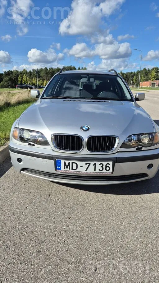 BMW 318I 2002 photo 3