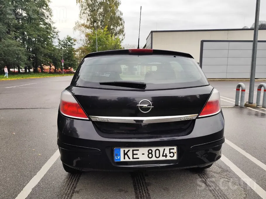 Opel Astra 2004 photo 4