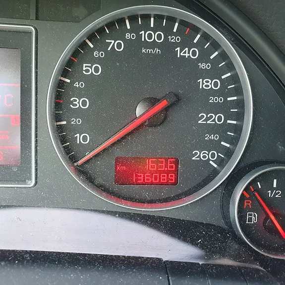 Audi A4 2004 photo 5