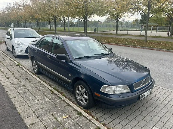 Volvo S40 1998 photo 3