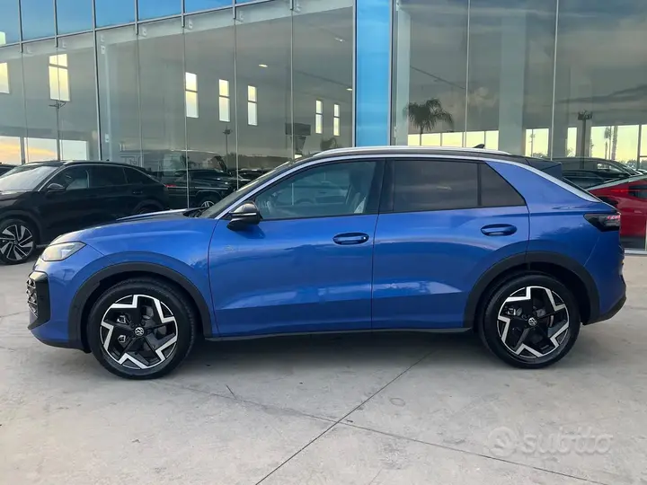 Volkswagen T-Roc 2026 photo 2
