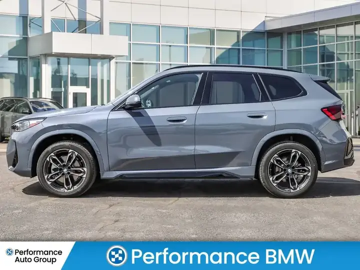 BMW X1 2026 photo 3