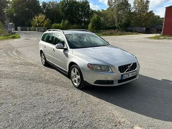Volvo V70 2008 photo 2