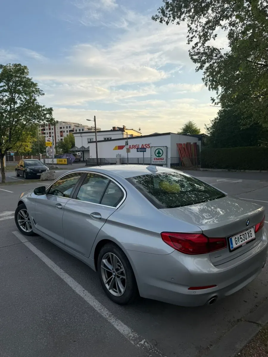 BMW 5 Series 2017 photo 3