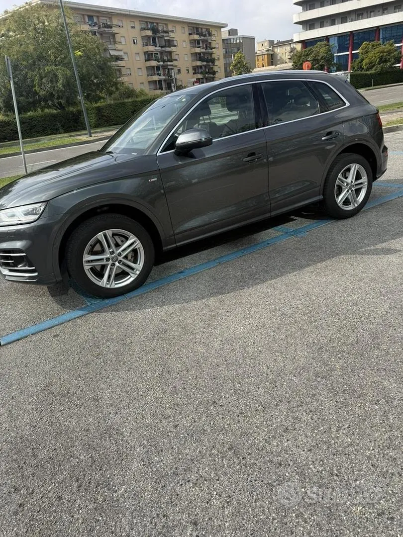 Audi Q5 2018 photo 2