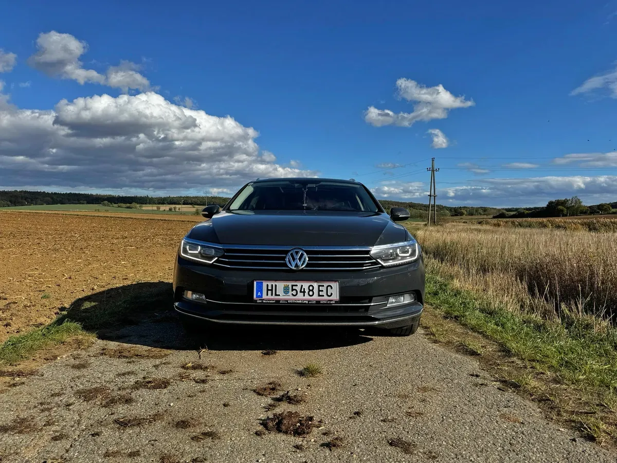 Volkswagen Passat 2015 photo 2