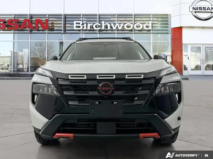 Nissan Rogue 2026 photo 2