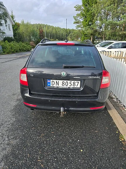 Skoda Octavia 2012 photo 5