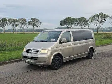 Volkswagen Transporter 2009 photo 2