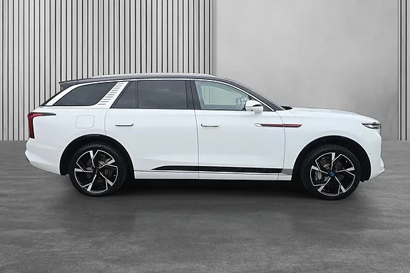 Hongqi E-Hs9 2025 photo 4