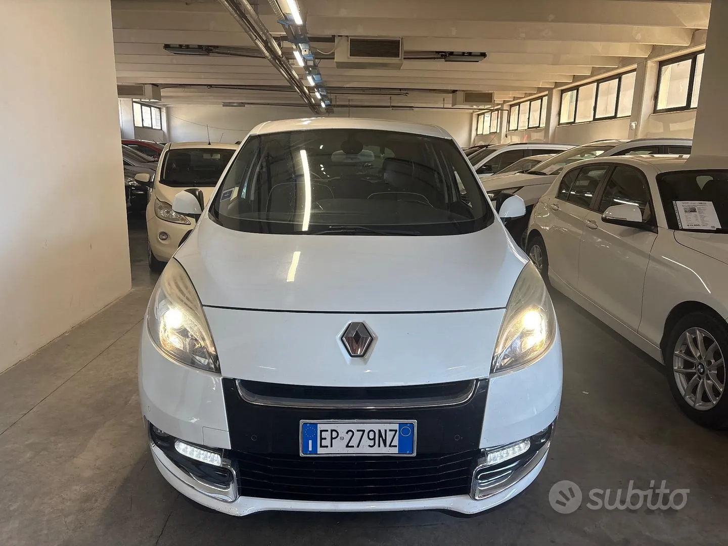 Renault Scenic 2013 photo 5