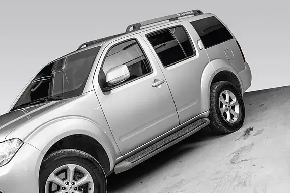 Nissan Pathfinder 2012 photo 3