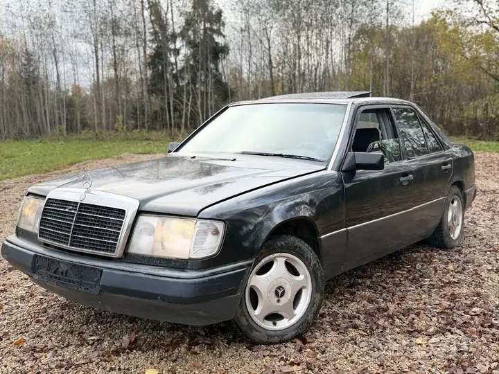 Mercedes-Benz 200