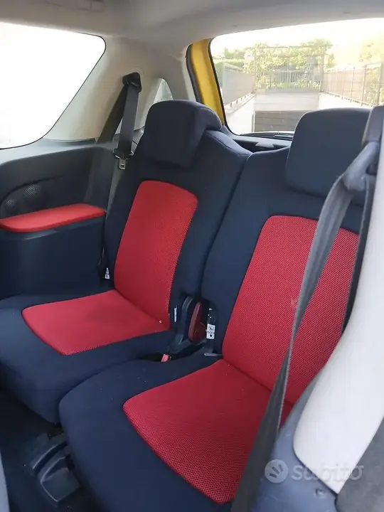 Peugeot 1007 2005 photo 5