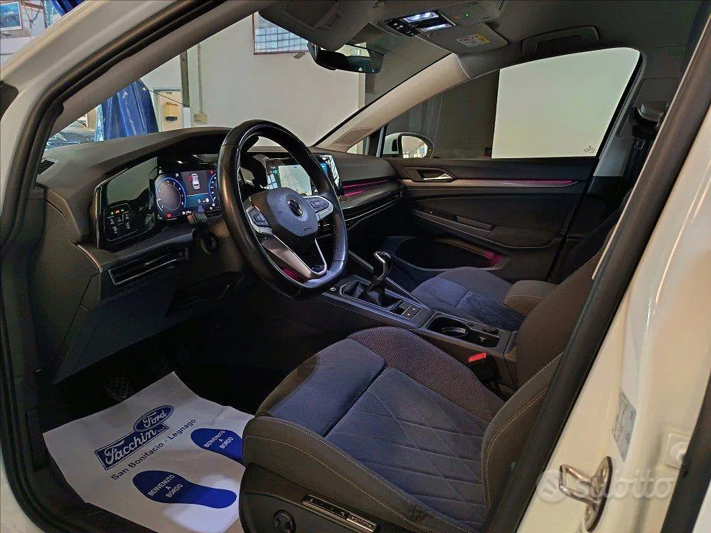 Volkswagen Golf 2020 photo 2