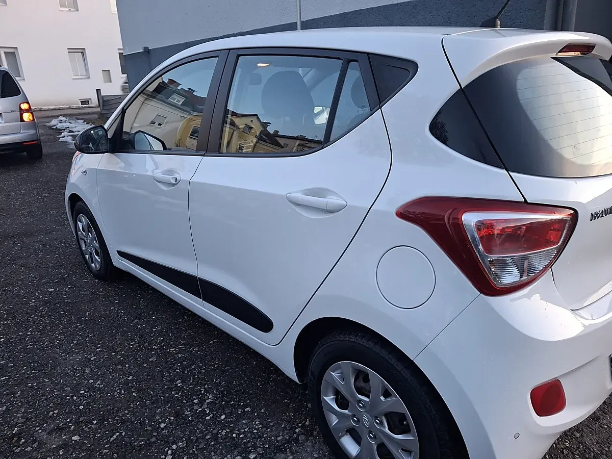 Hyundai I10 2015 photo 3