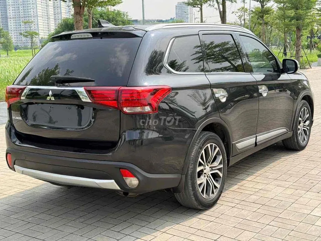 Mitsubishi Outlander 2018 photo 5