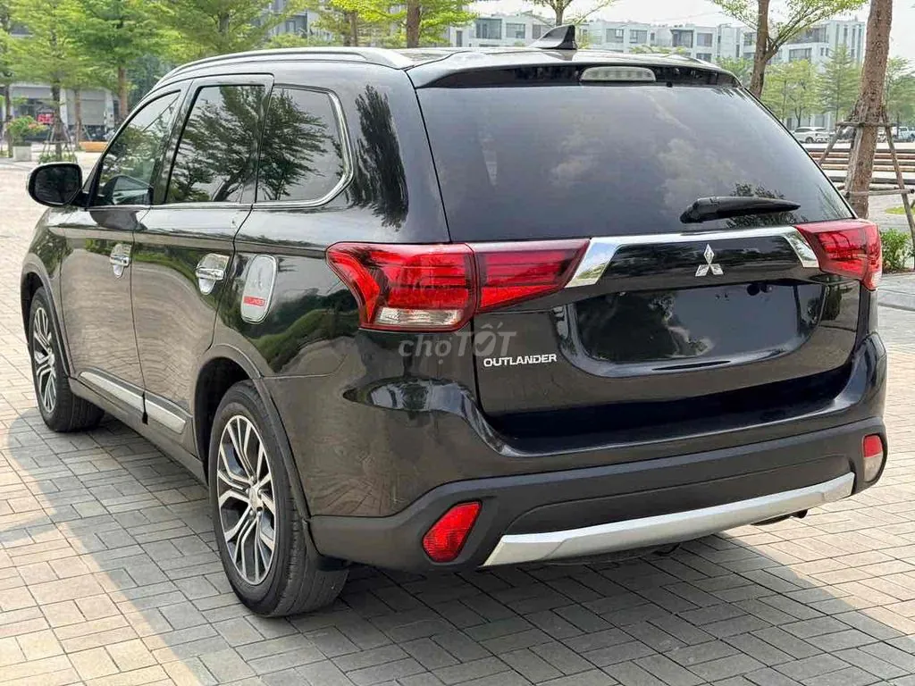 Mitsubishi Outlander 2018 photo 4