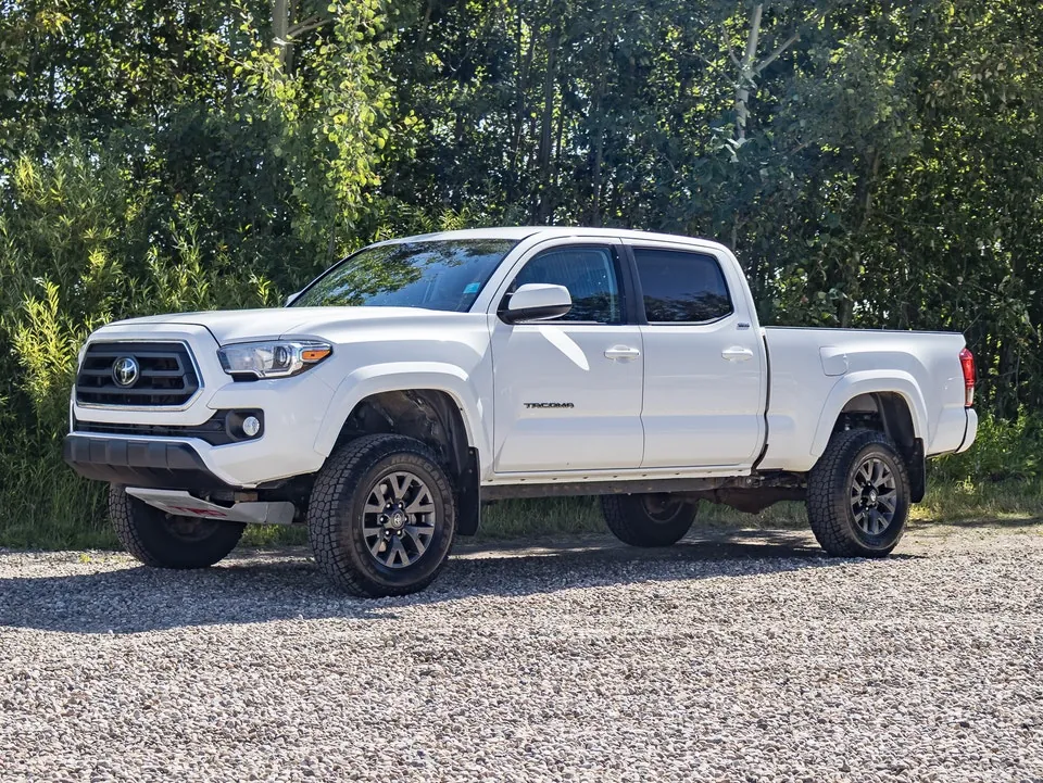 Toyota Tacoma 2023 photo 3