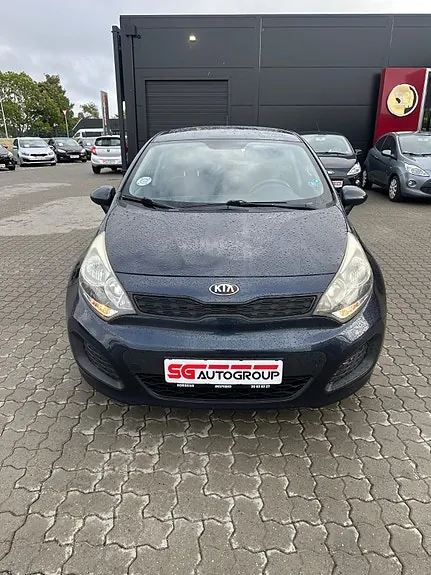 Kia Rio 2013 photo 2