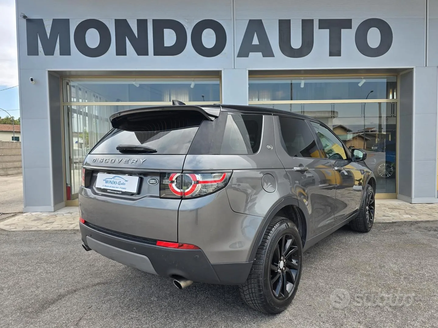 Land Rover Discovery Sport 2018 photo 4
