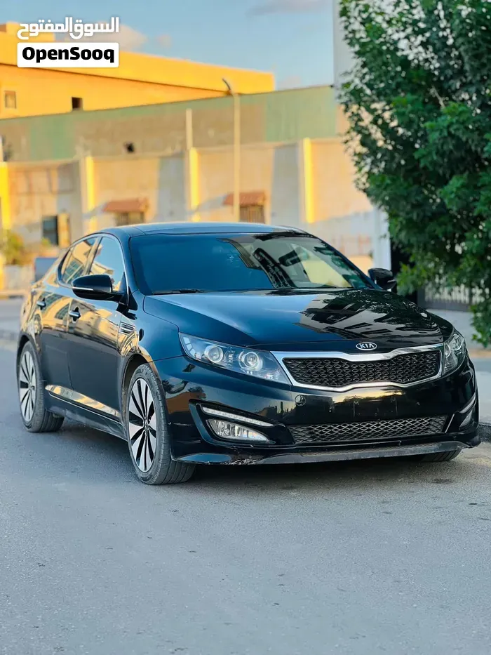 Kia K5 2012 photo 2