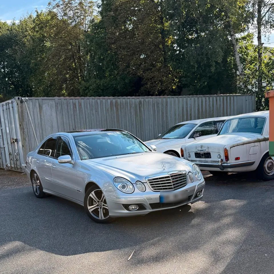 Mercedes-Benz E320