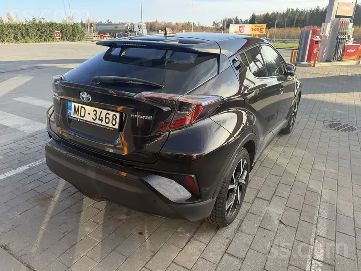 Toyota C-Hr 2019 photo 3