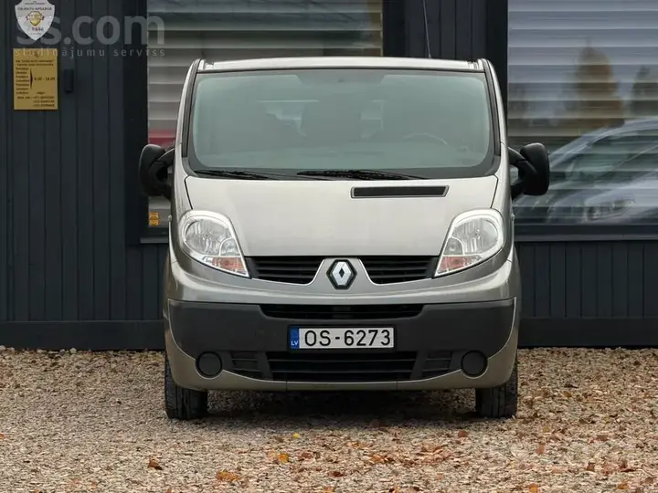 Renault Trafic 2009 photo 2