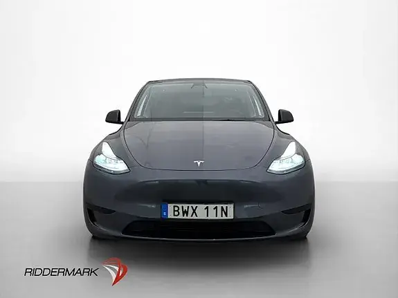 Tesla Model Y 2023 photo 2