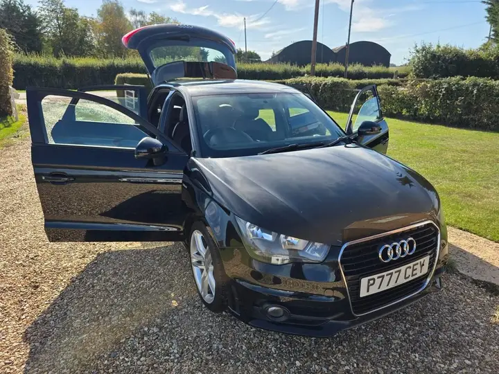Audi A1